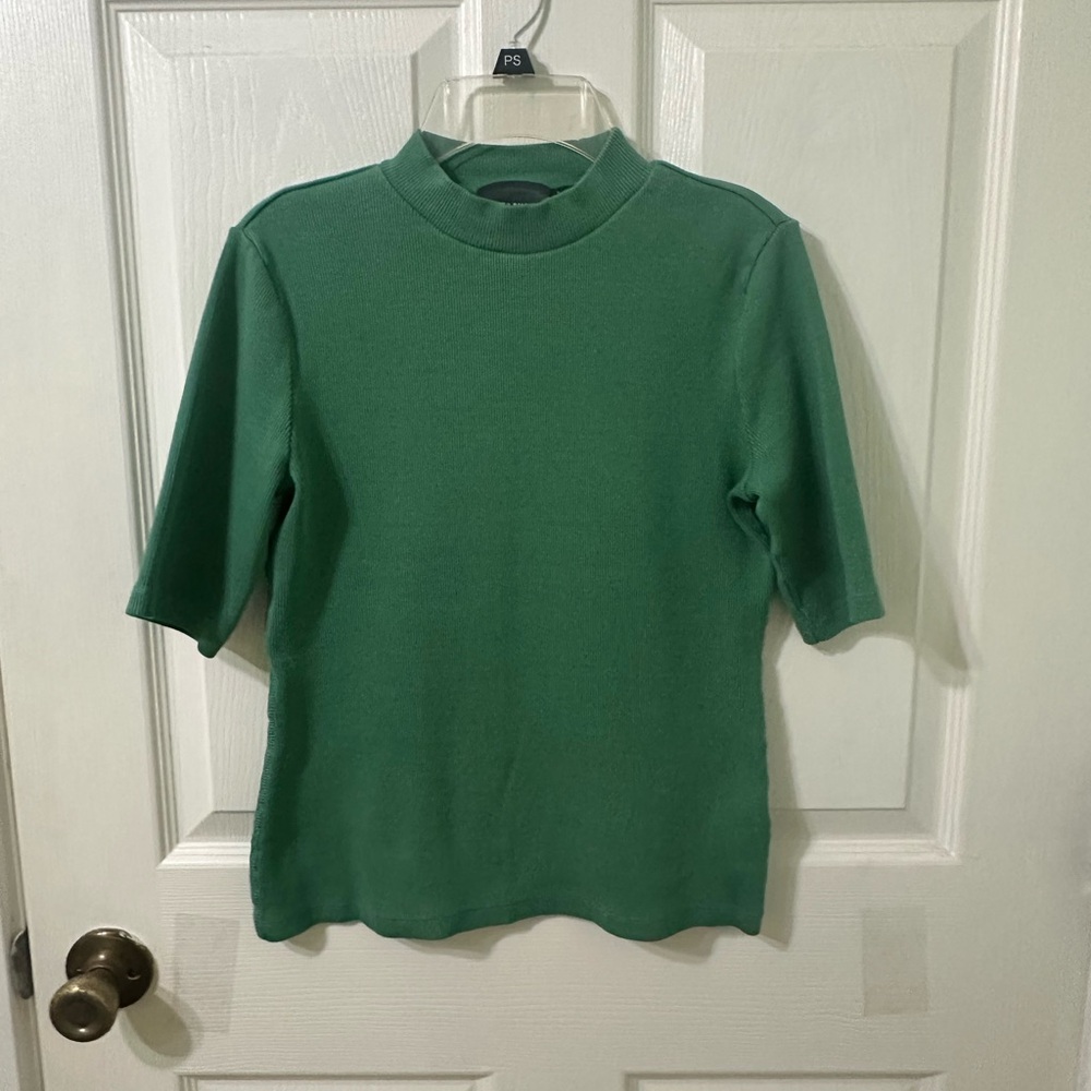 Anthropologie Green 3/4 Sleeve Fitted Tee